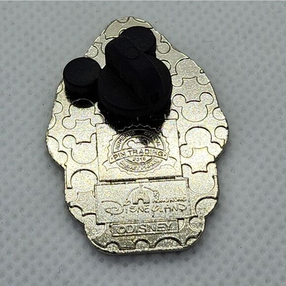 🩵NWOT Dale Toy Factory Booster Collection Trading/Lapel Pin - Picture 4 of 5